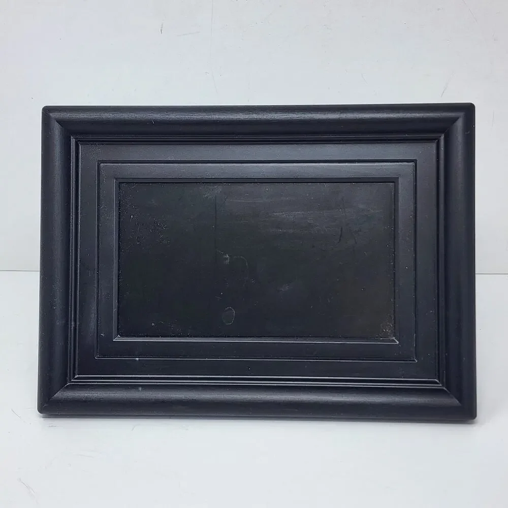 Digital Picture Frame - Picture 1 of 7